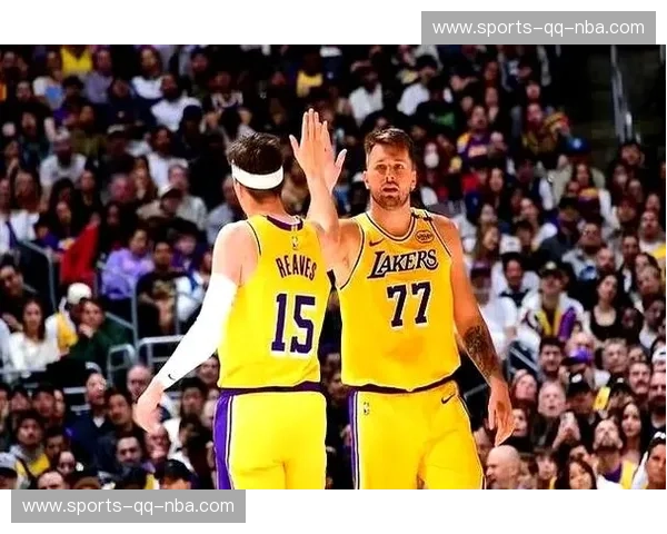 湖人防守端漏洞亟待修补 近期场均失分高于赛季平均水平 湖人防守端漏洞亟待修补 近期场均失分高于赛季平均水平